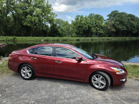 2013 Nissan Altima for sale at Auto Link Inc. in Spencerport NY