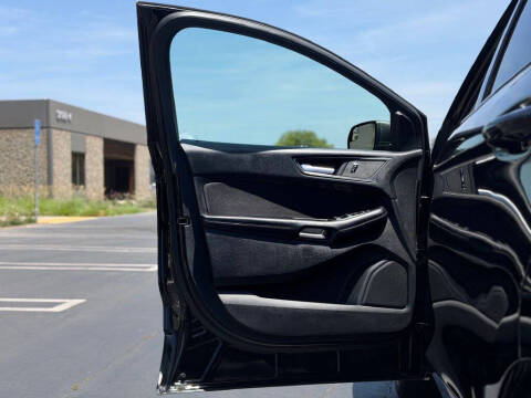 2018 Ford Edge SE