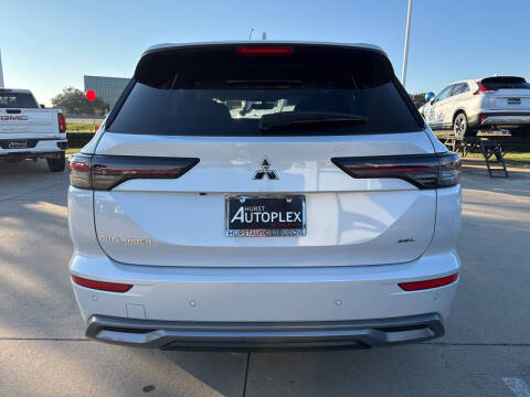 2025 Mitsubishi Outlander SEL