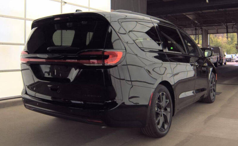 2024 Chrysler Pacifica Limited