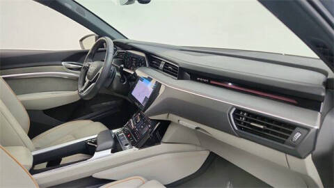 2024 Audi Q8 e-tron quattro Prestige