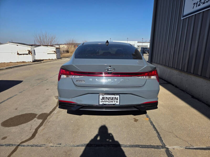 2021 Hyundai Elantra