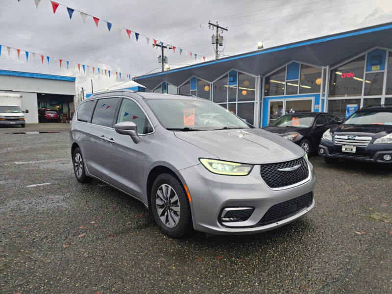 2021 Chrysler Pacifica Touring L