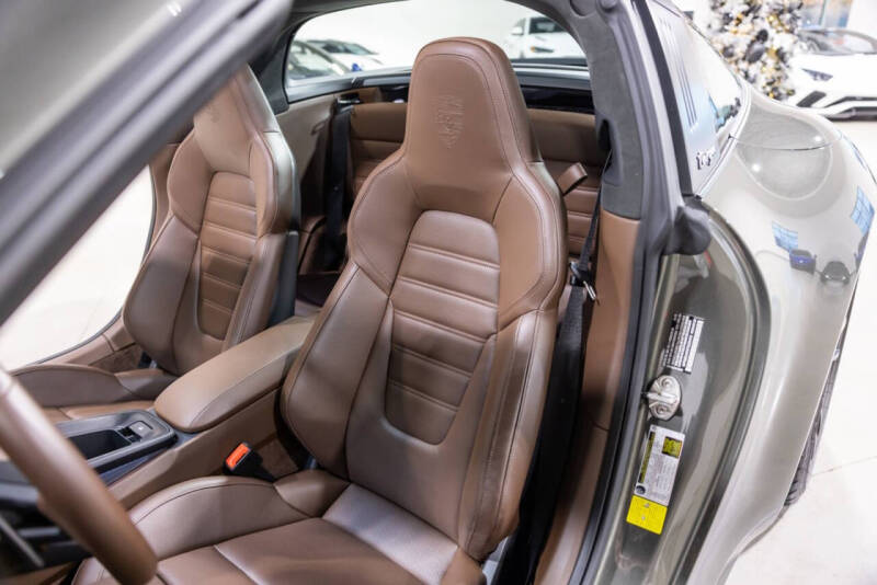 2023 Porsche 911 Targa 4 GTS