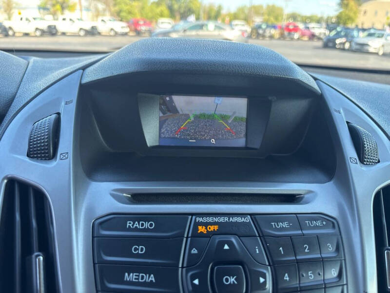 2017 Ford Transit Connect XLT