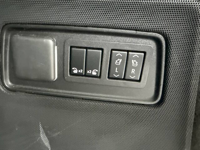 2023 Cadillac Escalade ESV Sport Platinum