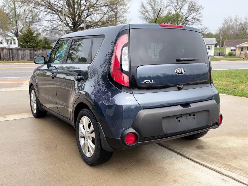 2015 Kia Soul +