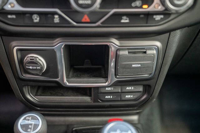 2023 Jeep Wrangler 24