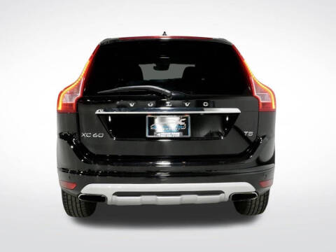 2017 Volvo XC60 T5 Dynamic