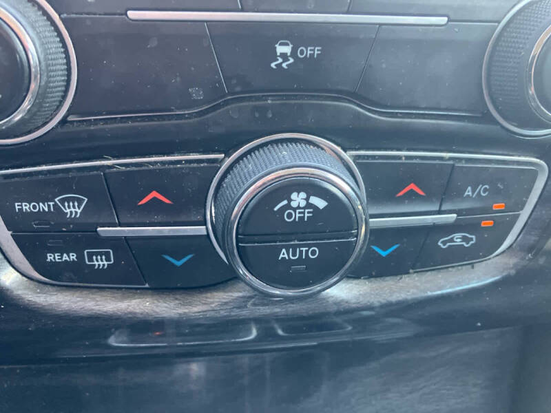 2021 Chrysler 300 Touring