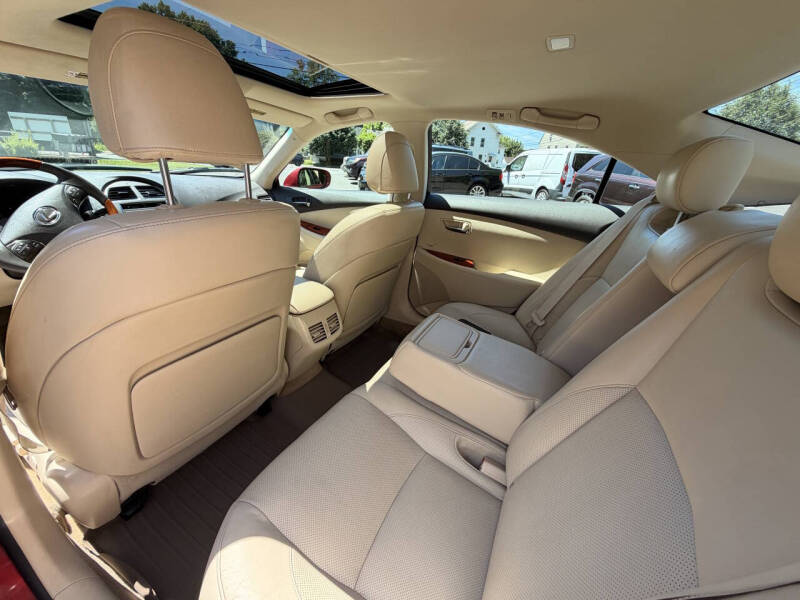 2011 Lexus ES 350