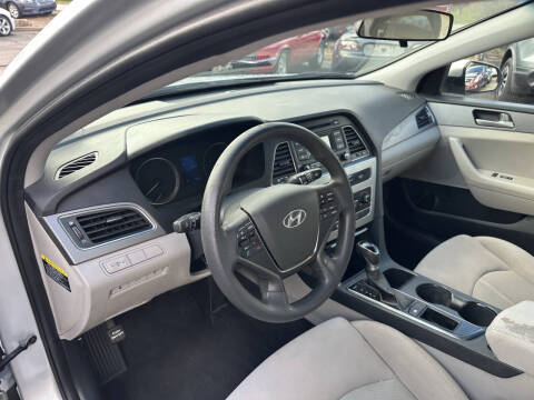 2017 Hyundai Sonata SE