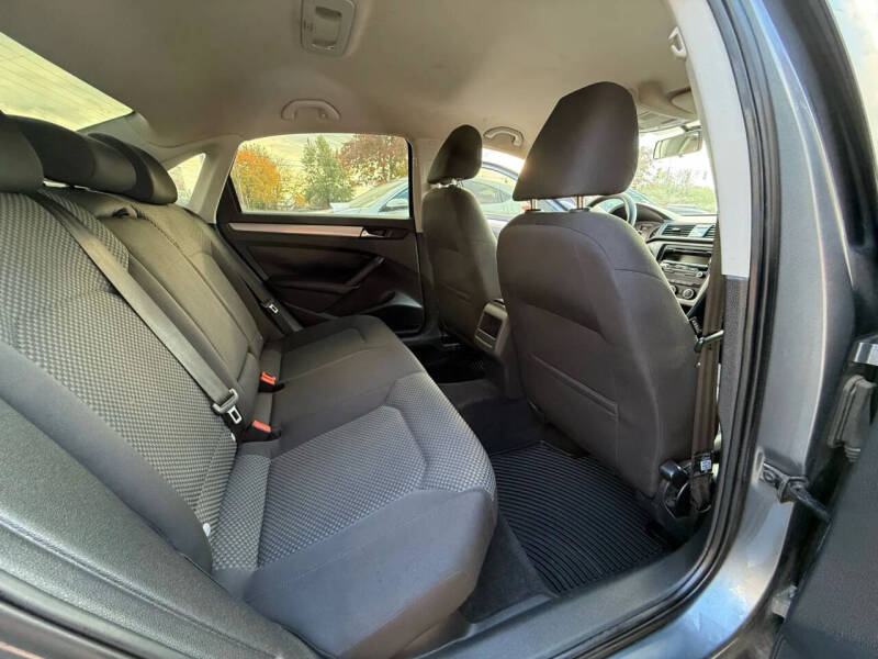 2012 Volkswagen Passat S