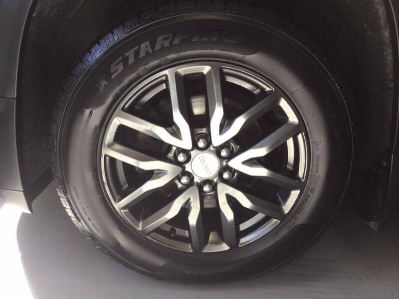 2017 GMC Acadia SLT-1