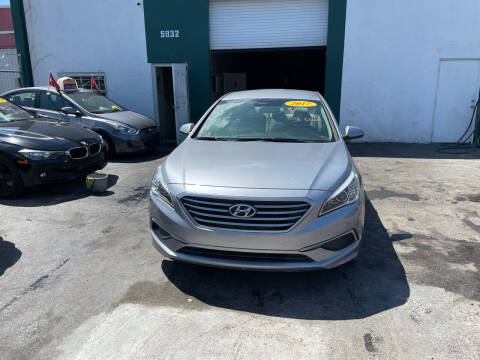 2017 Hyundai Sonata for sale at Dream Cars 4 U in Hollywood FL