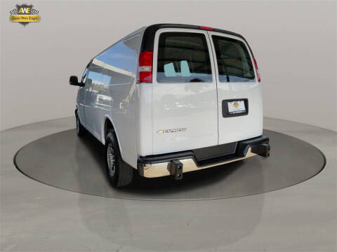 2023 Chevrolet Express 2500