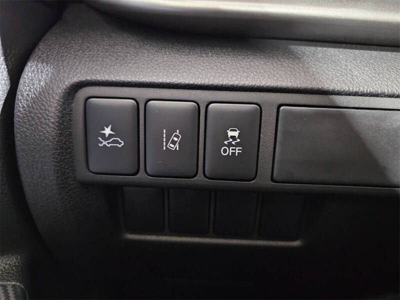 2024 Mitsubishi Eclipse Cross ES