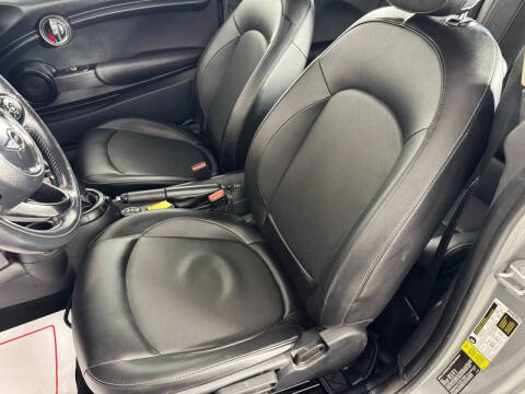 2016 MINI Hardtop 2 Door Cooper