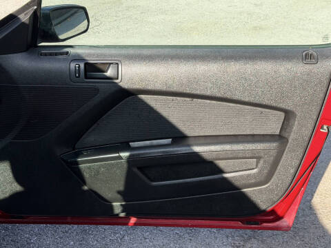 2013 Ford Mustang V6 Premium