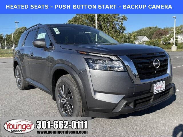 2022 Nissan Pathfinder SV