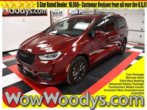 2021 Chrysler Pacifica for sale at WOODY'S AUTOMOTIVE GROUP in Chillicothe MO