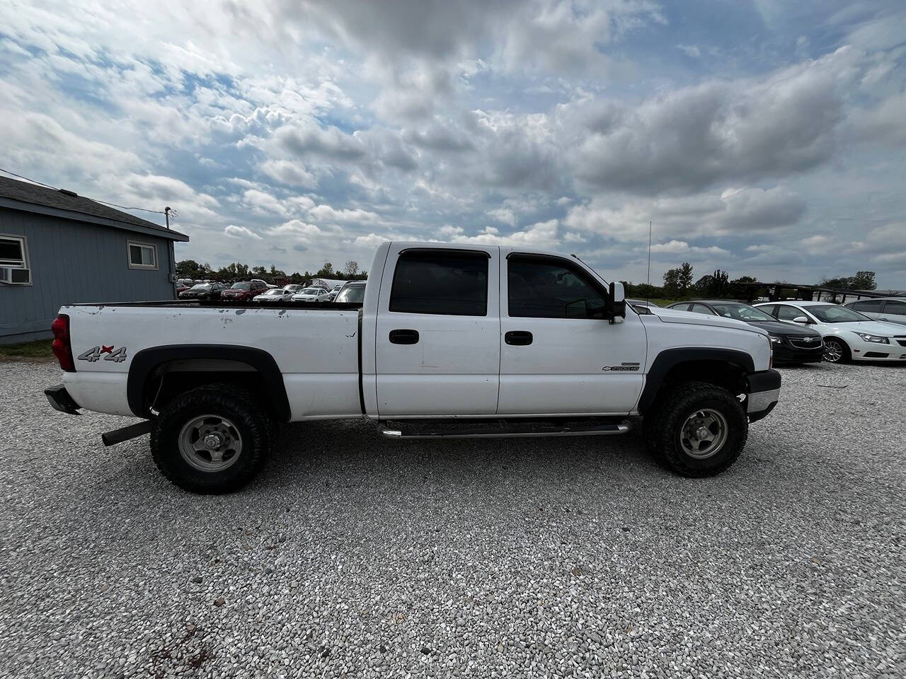 2006 Chevrolet Silverado 2500HD for sale at Quartz Auto Sales in Indianapolis, IN