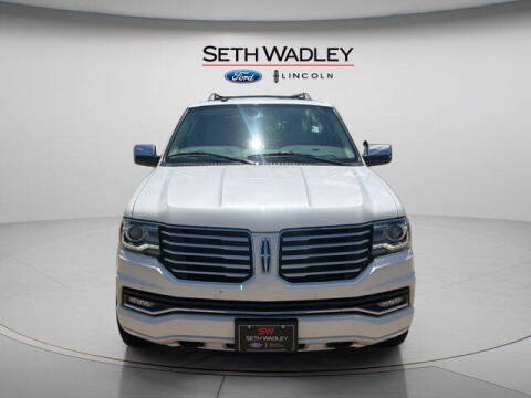 2017 Lincoln Navigator Select