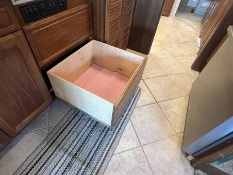 2002 Foretravel GV320 4010