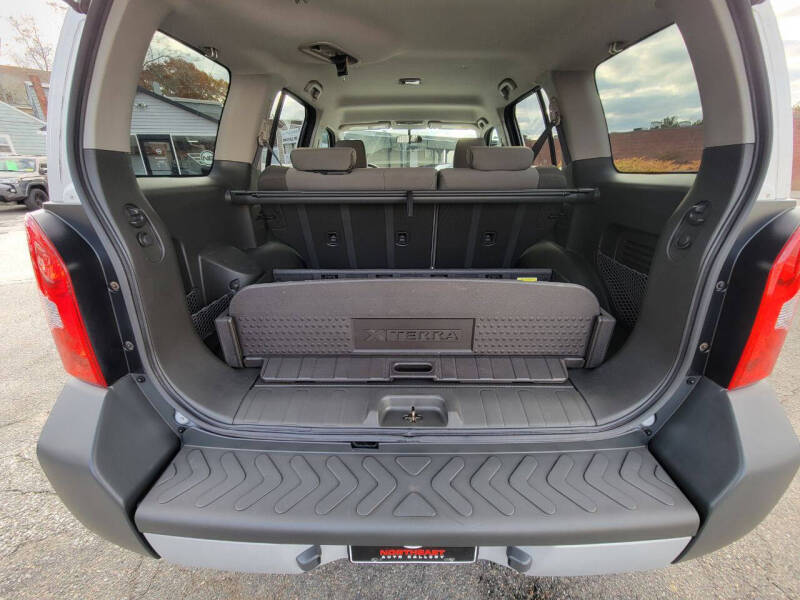 2011 Nissan Xterra S