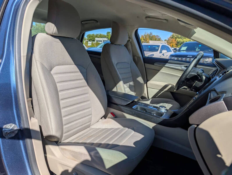 2019 Ford Fusion Hybrid SE