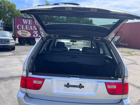 2006 BMW X5 4.4i