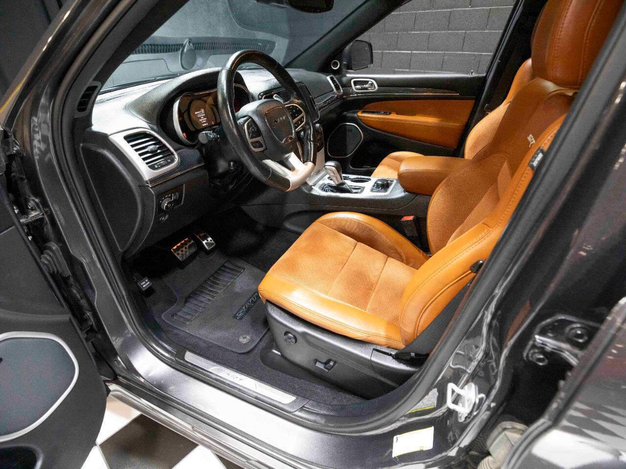 2019 Jeep Grand Cherokee 40
