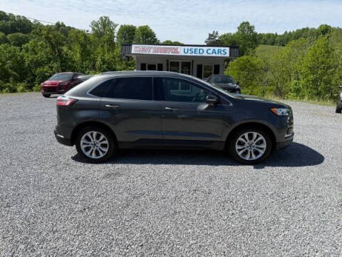 2020 Ford Edge Titanium