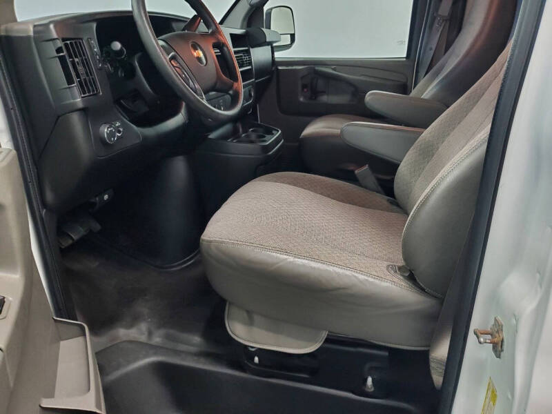 2015 Chevrolet Express 2500