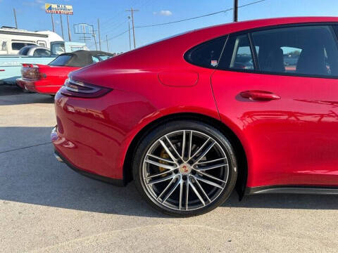 2017 Porsche Panamera 4S