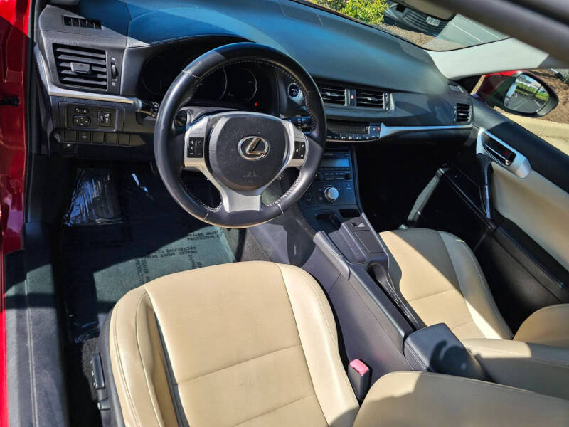 2011 Lexus CT 200h