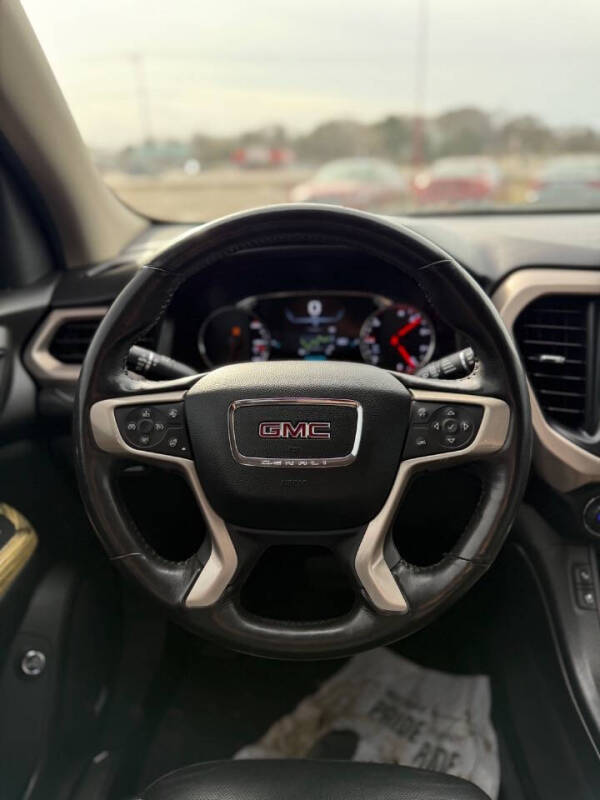 2019 GMC Acadia Denali