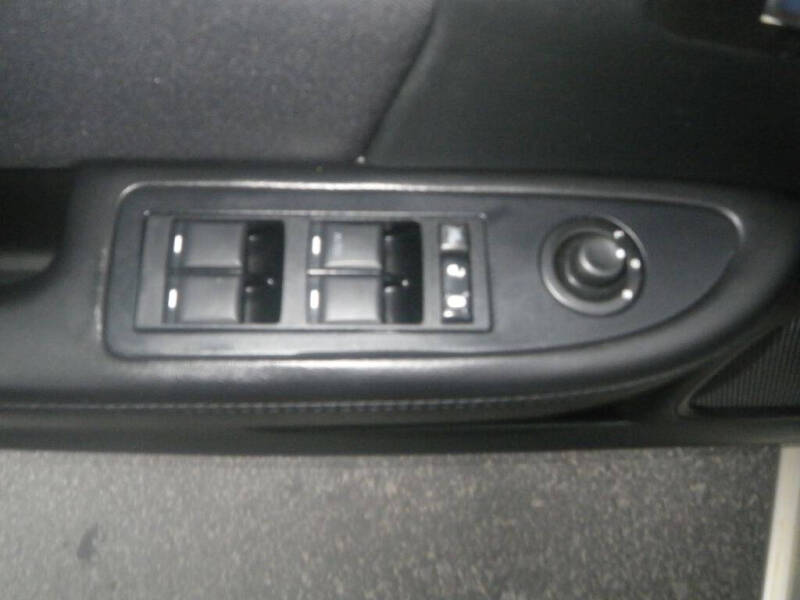 2013 Chrysler 200 LX