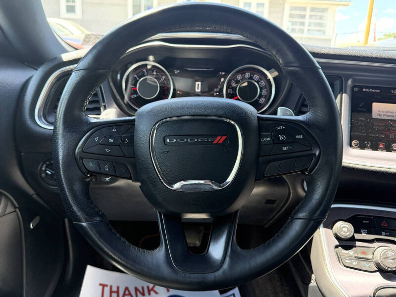 2016 Dodge Challenger R/T Plus Shaker