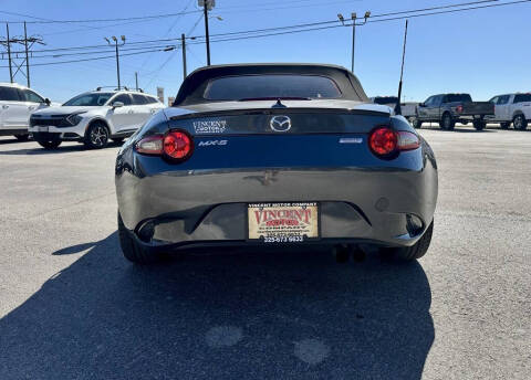 2016 Mazda MX-5 Miata Club