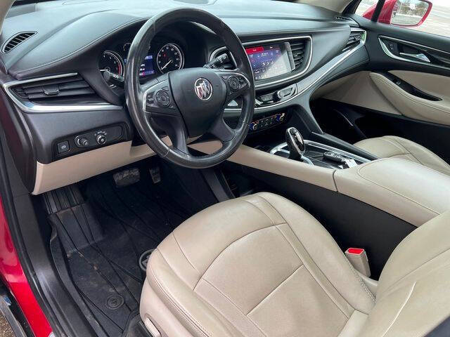 2020 Buick Enclave Essence