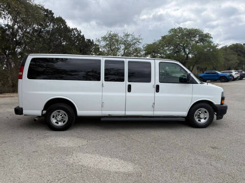 2018 Chevrolet Express LS 3500