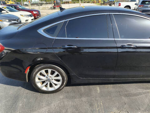 2016 Chrysler 200 C