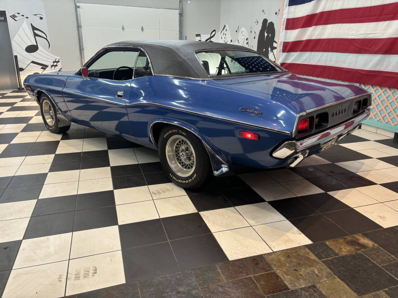 1972 Dodge Challenger 5