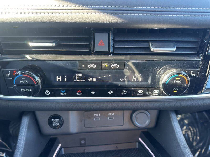 2024 Nissan Rogue SL