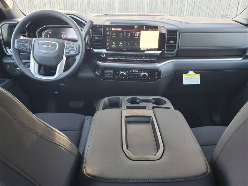 2026 GMC Sierra 1500 Elevation Standard