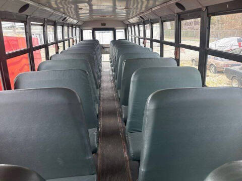 2009 Freightliner B2 Chassis