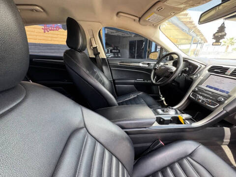 2020 Ford Fusion SEL