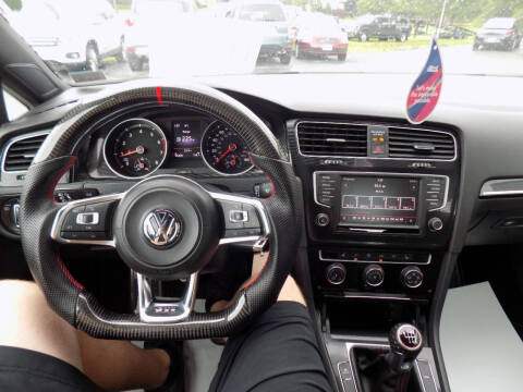 2016 Volkswagen Golf GTI S
