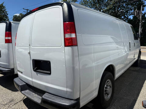 2019 Chevrolet Express 2500